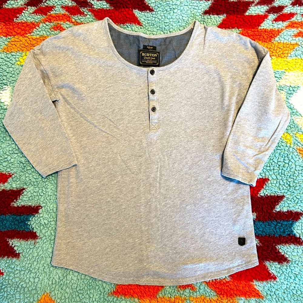 Women's Burton Top, size small, grey.